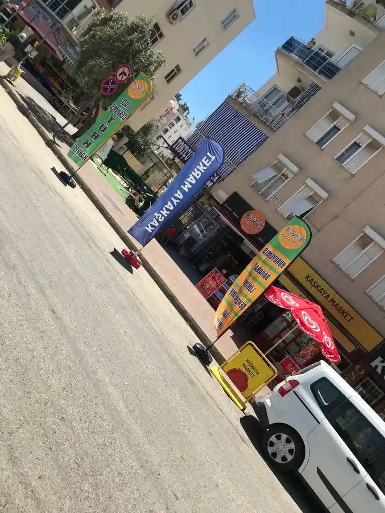 kuruyemisci-yelken-bayragi-13