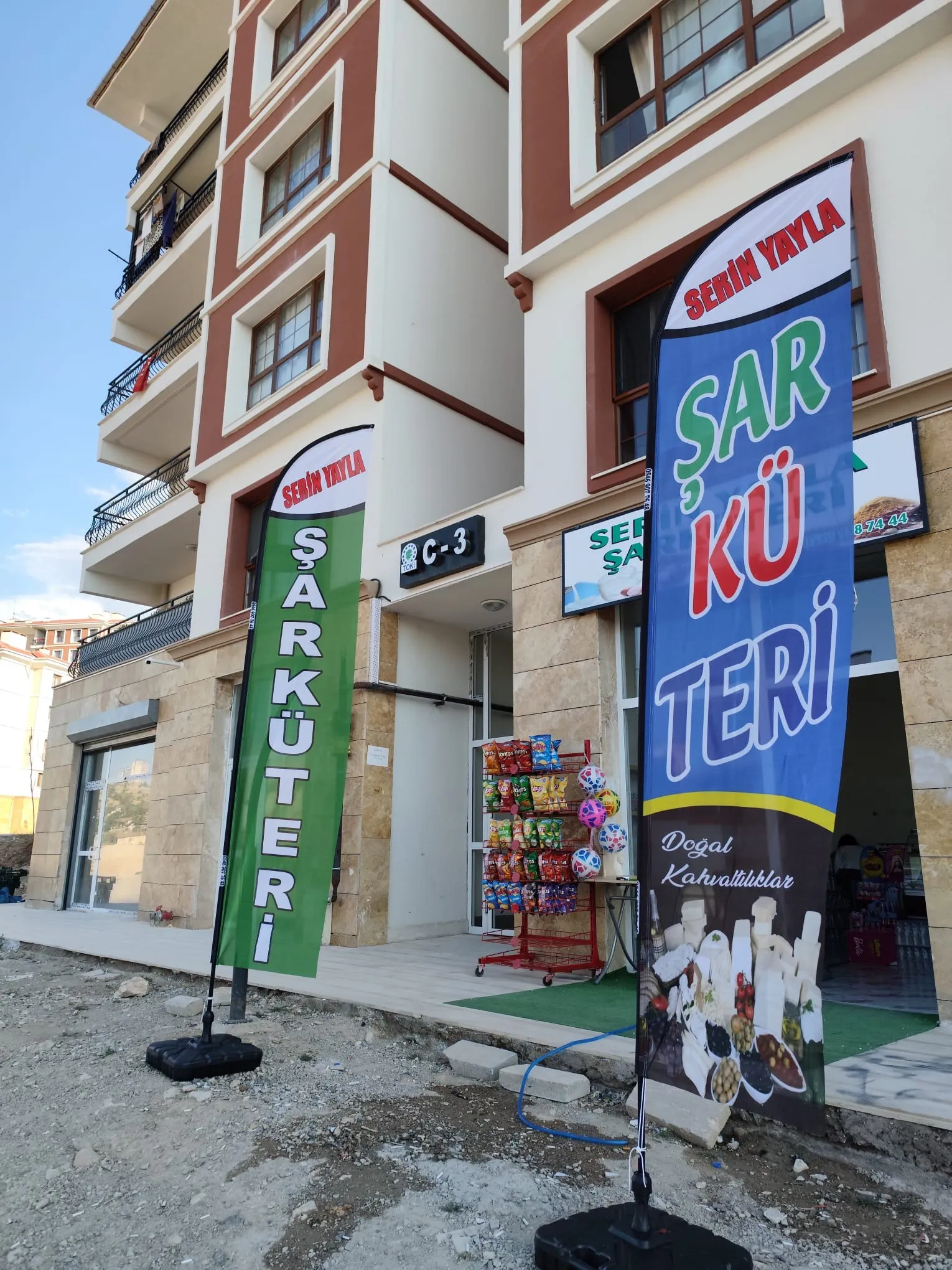 sarkuteri-yelken-bayragi-10